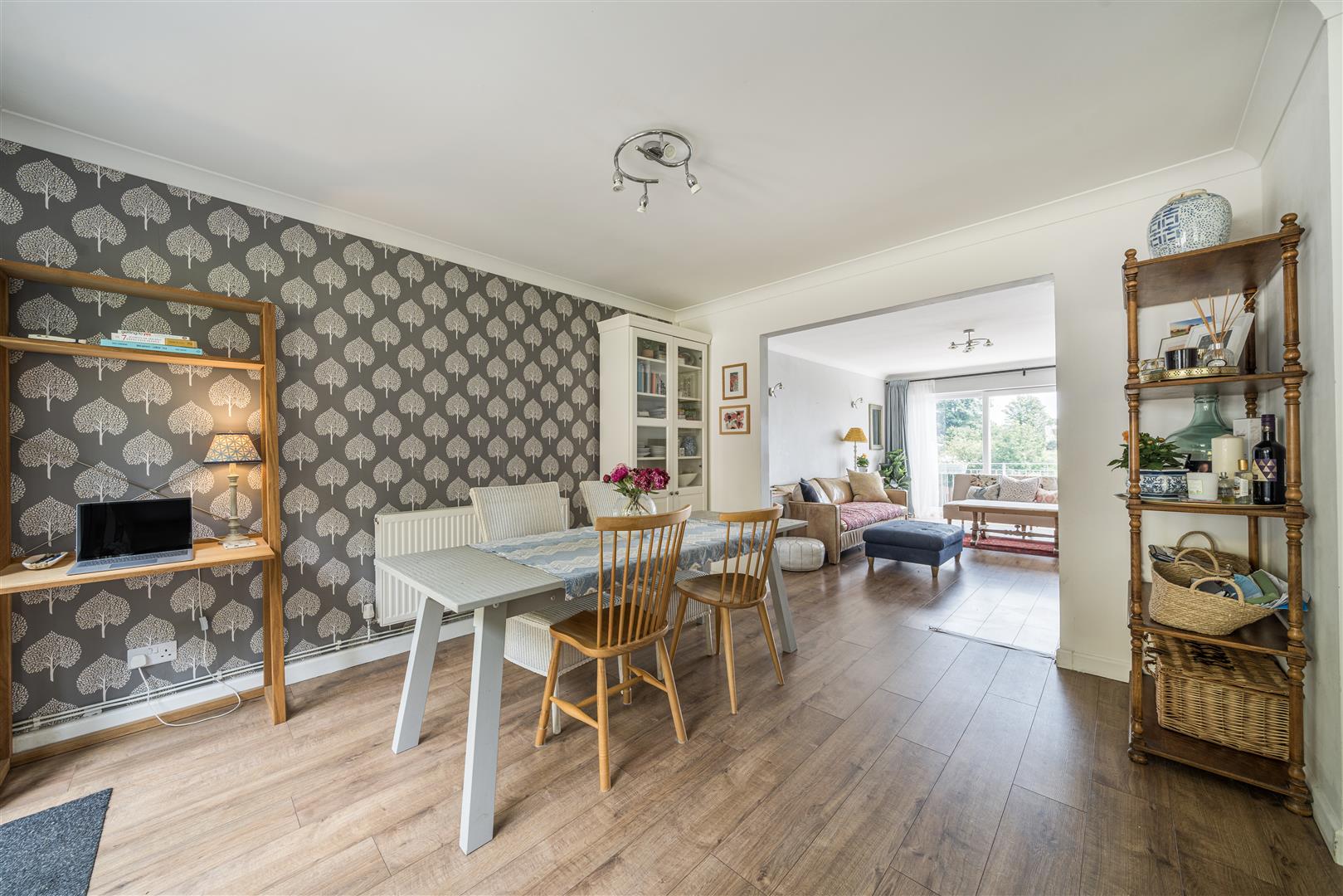 Notts Gardens, Uplands, Swansea, SA2 0RU